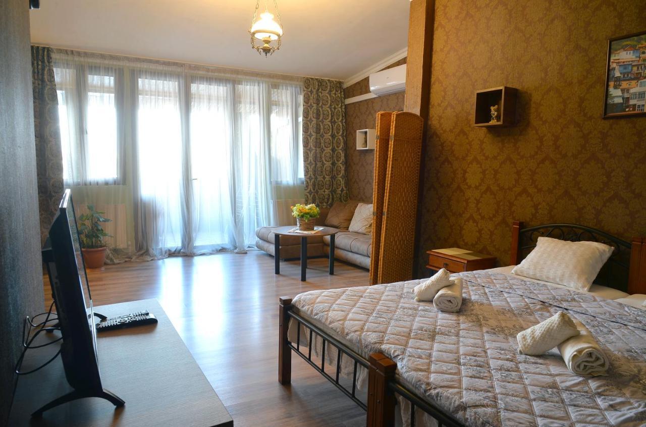 Natia'S Apartment On Dadiani St. Tbilisi Exteriér fotografie