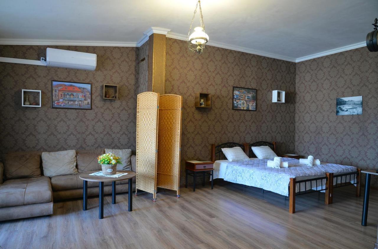 Natia'S Apartment On Dadiani St. Tbilisi Exteriér fotografie