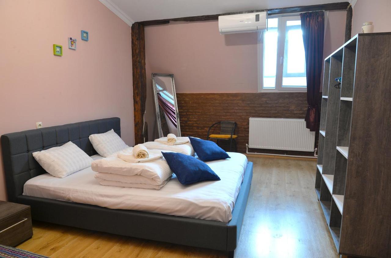 Natia'S Apartment On Dadiani St. Tbilisi Exteriér fotografie