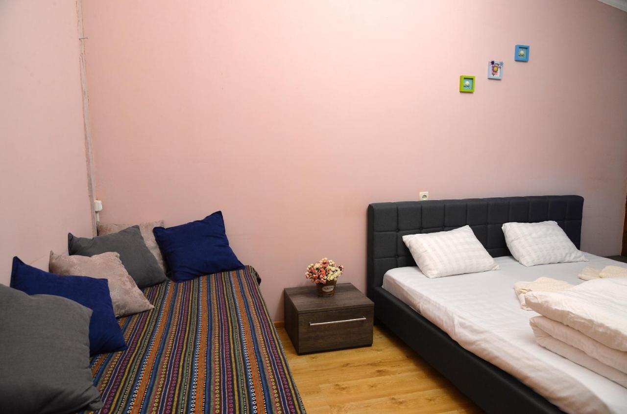 Natia'S Apartment On Dadiani St. Tbilisi Exteriér fotografie